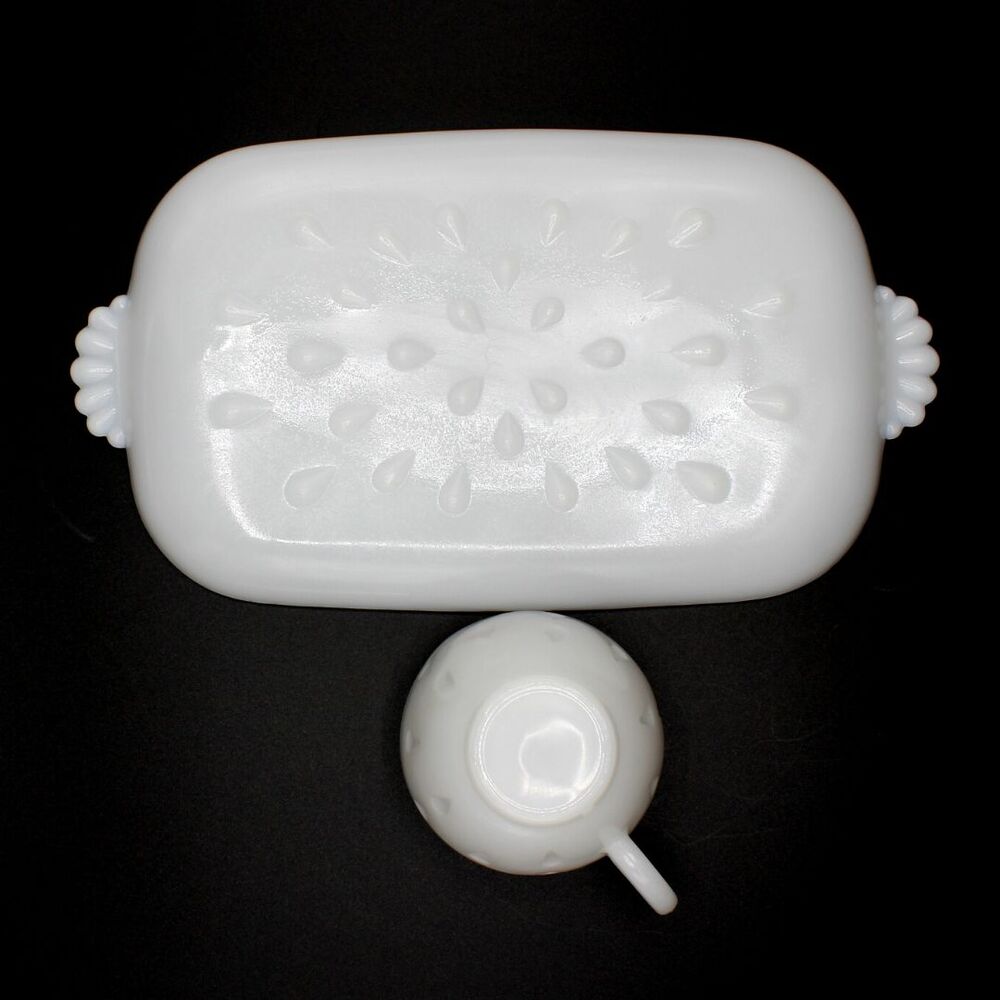 Vintage 1930s Hazel Atlas Dogwood Pattern Milk Glass Luncheon Plate & Cup Set - Picture 3 of 8